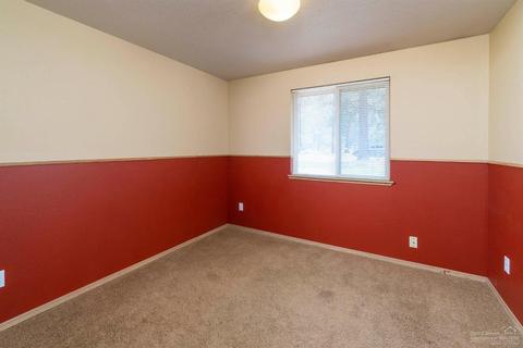 19222 Galen Rd, Bend, OR 97702 photo 15