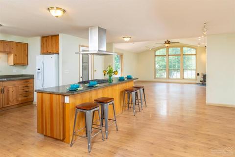 19222 Galen Rd, Bend, OR 97702 photo 8