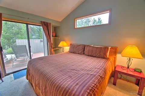57677 Poplar Ln, Sunriver, OR 97707 photo 8
