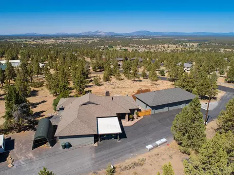 65405 76th St, Bend, OR 97703 photo 5