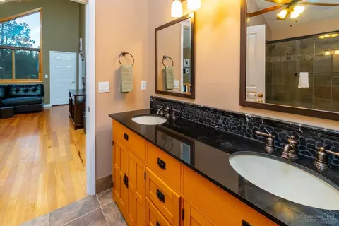 17340 Mink Ct, Bend, OR 97707 photo 16