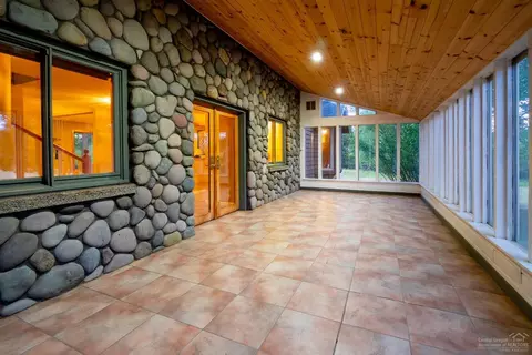 17340 Mink Ct, Bend, OR 97707 photo 13