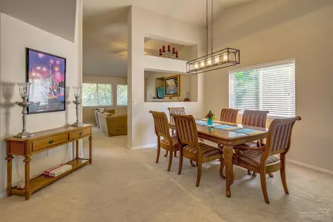 20020 Powers Rd, Bend, OR 97702 photo 5