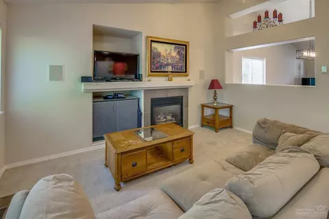 20020 Powers Rd, Bend, OR 97702 photo 10
