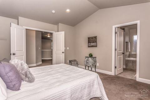 20169 Stonegate Dr, Bend, OR 97702 photo 17