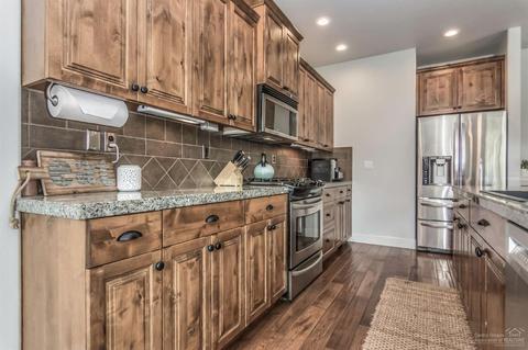 20169 Stonegate Dr, Bend, OR 97702 photo 7