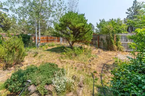 20039 Beaver Ln, Bend, OR 97703 photo 3