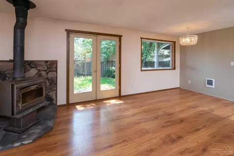 20039 Beaver Ln, Bend, OR 97703 photo 9