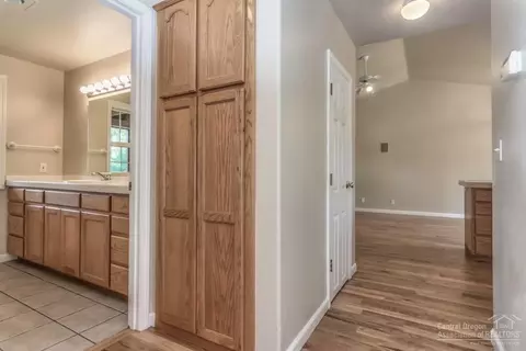 64506 Daniel Ct, Bend, OR 97701 photo 11