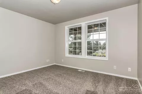 64506 Daniel Ct, Bend, OR 97701 photo 13
