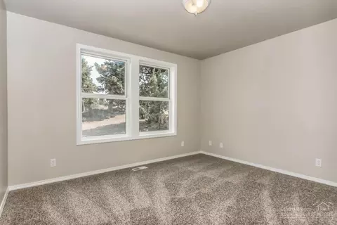64506 Daniel Ct, Bend, OR 97701 photo 15