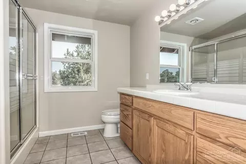 64506 Daniel Ct, Bend, OR 97701 photo 22