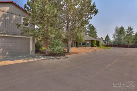 21135 Clairaway Ave, Bend, OR 97702 photo 22