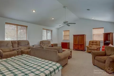 21135 Clairaway Ave, Bend, OR 97702 photo 18