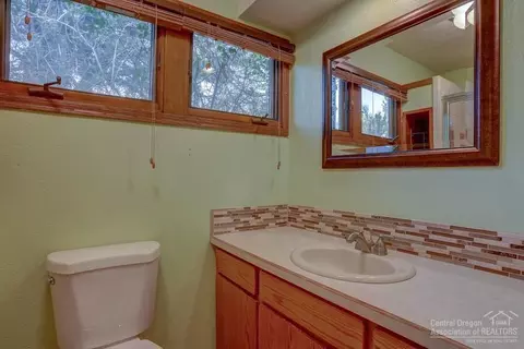 21135 Clairaway Ave, Bend, OR 97702 photo 11