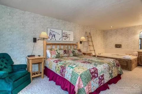 57328 Beaver Ridge Loop, Sunriver, OR 97707 photo 11
