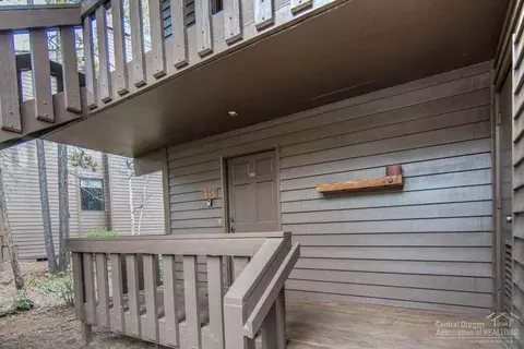 57328 Beaver Ridge Loop, Sunriver, OR 97707 photo 2