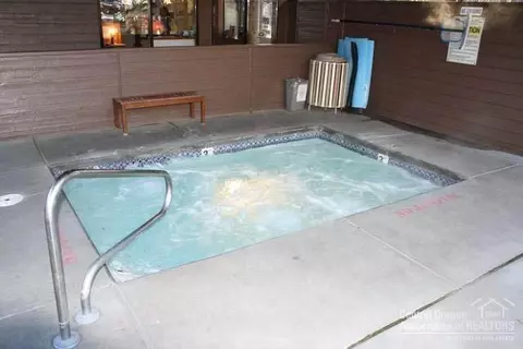 57328 Beaver Ridge Loop, Sunriver, OR 97707 photo 16