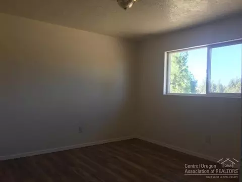 23084 Mcgrath Rd, Bend, OR 97701 photo 11