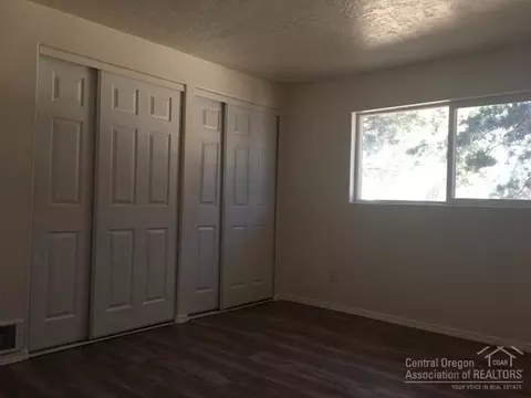 23084 Mcgrath Rd, Bend, OR 97701 photo 8