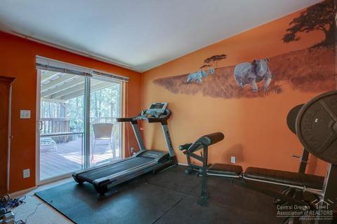 67367 Trout Ln, Bend, OR 97703 photo 16