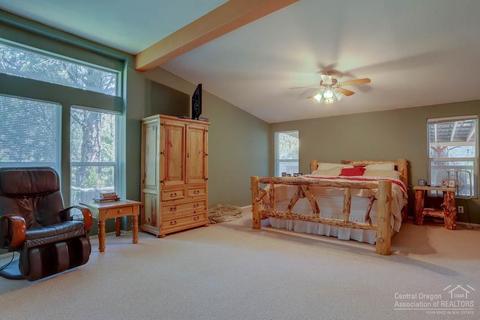 67367 Trout Ln, Bend, OR 97703 photo 10