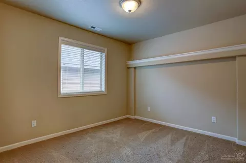 63131 Britta St, Bend, OR 97703 photo 18