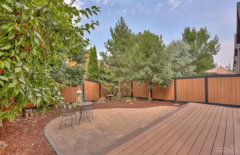 63131 Britta St, Bend, OR 97703 photo 23