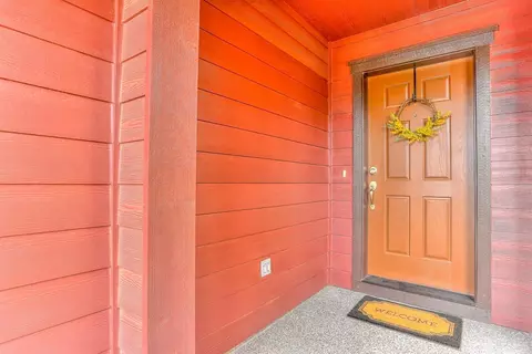63131 Britta St, Bend, OR 97703 photo 3