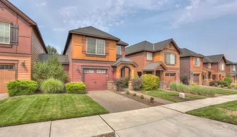 63131 Britta St, Bend, OR 97703 photo 25