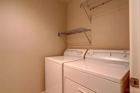 63131 Britta St, Bend, OR 97703 photo 20