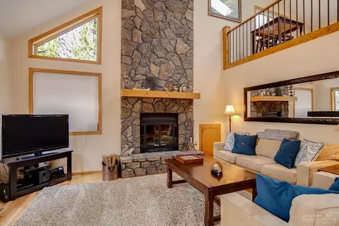 57766 Cherrywood Ln, Sunriver, OR 97707 photo 5