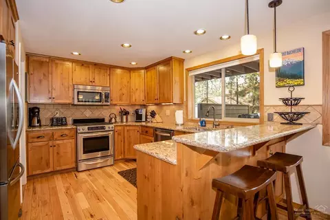 57766 Cherrywood Ln, Sunriver, OR 97707 photo 6