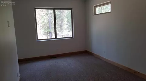 15914 Park Dr, La Pine, OR 97739 photo 3