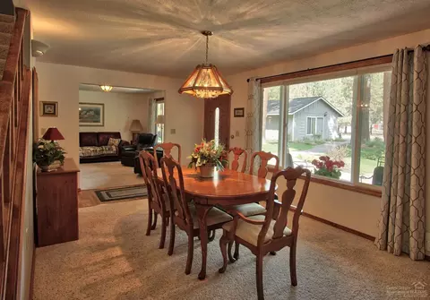 14837 Doubletree, Sisters, OR 97759 photo 9