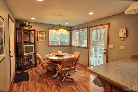 14837 Doubletree, Sisters, OR 97759 photo 5