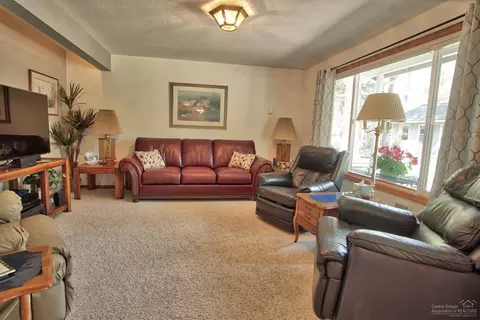 14837 Doubletree, Sisters, OR 97759 photo 7