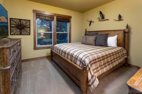 56748 Dancing Rock Loop, Bend, OR 97707 photo 20