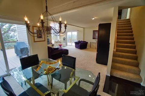 19655 Ridgewood Dr, Bend, OR 97703 photo 5