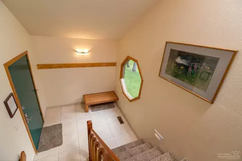 57271 Mashie Ln, Sunriver, OR 97707 photo 3