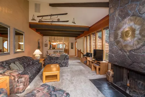 57271 Mashie Ln, Sunriver, OR 97707 photo 6