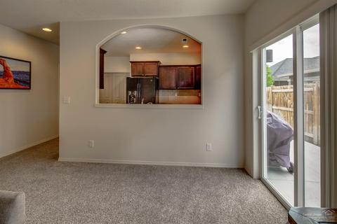 21147 Darnel Ave, Bend, OR 97702 photo 6