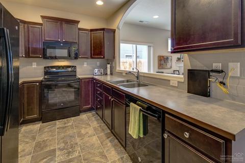 21147 Darnel Ave, Bend, OR 97702 photo 7