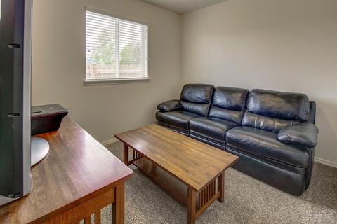 21147 Darnel Ave, Bend, OR 97702 photo 14