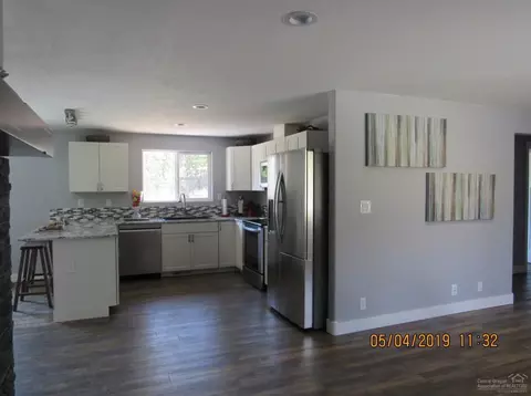 53374 Eagle Ln, La Pine, OR 97739 photo 7