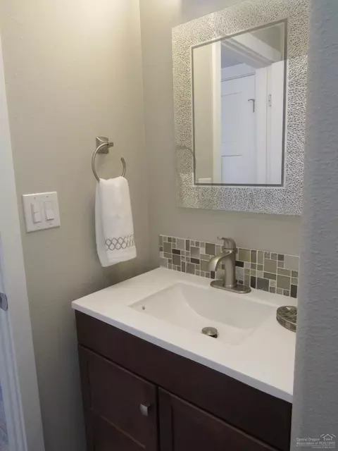 53374 Eagle Ln, La Pine, OR 97739 photo 20