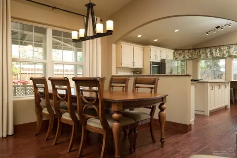 64756 Saros Ln, Bend, OR 97703 photo 6