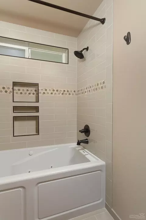 64756 Saros Ln, Bend, OR 97703 photo 14