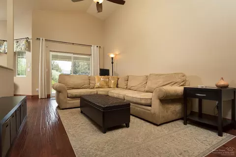 64756 Saros Ln, Bend, OR 97703 photo 10