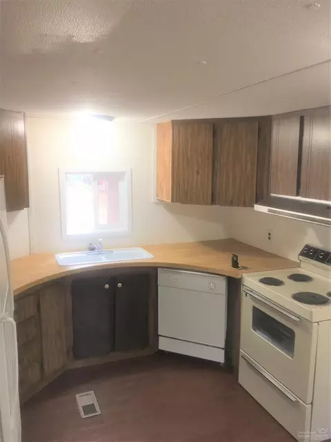 60154 Turquoise Rd, Bend, OR 97702 photo 13